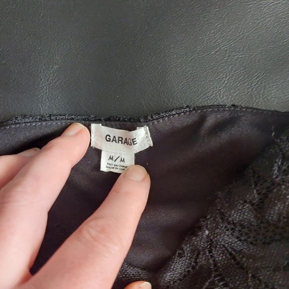 Garage black lace medium romper - Picture 2 of 2